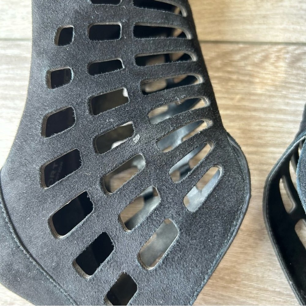 Rockport Black Cutout  Kalila Suede Bootie - Picture 15 of 16